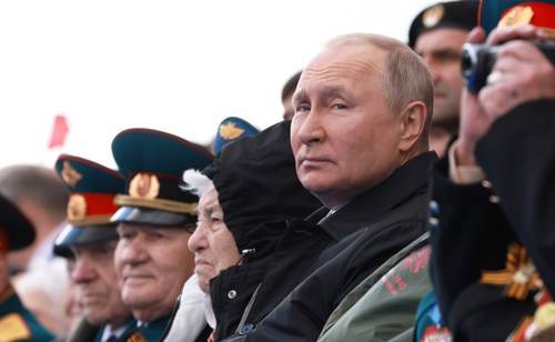 Путин заявил о необходимости развития сухопутных войск в РФ